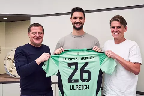 رسميًا.. بايرن ميونخ يمدد عقد سفين أولرايش حتى 2026